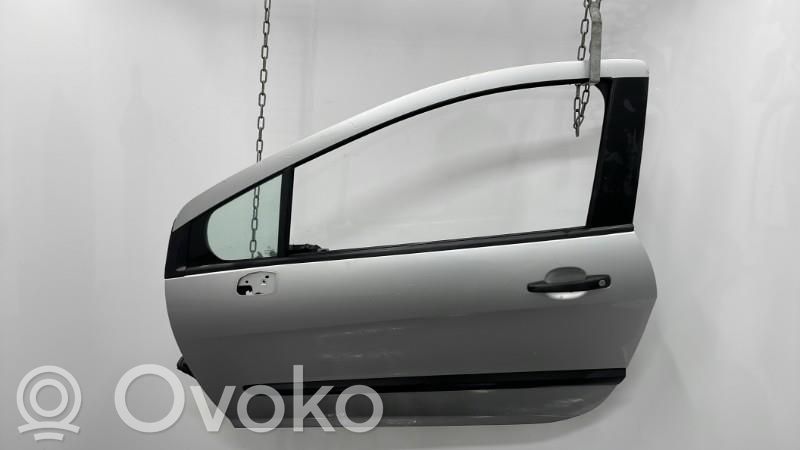 Puerta delantera   9002Z2
