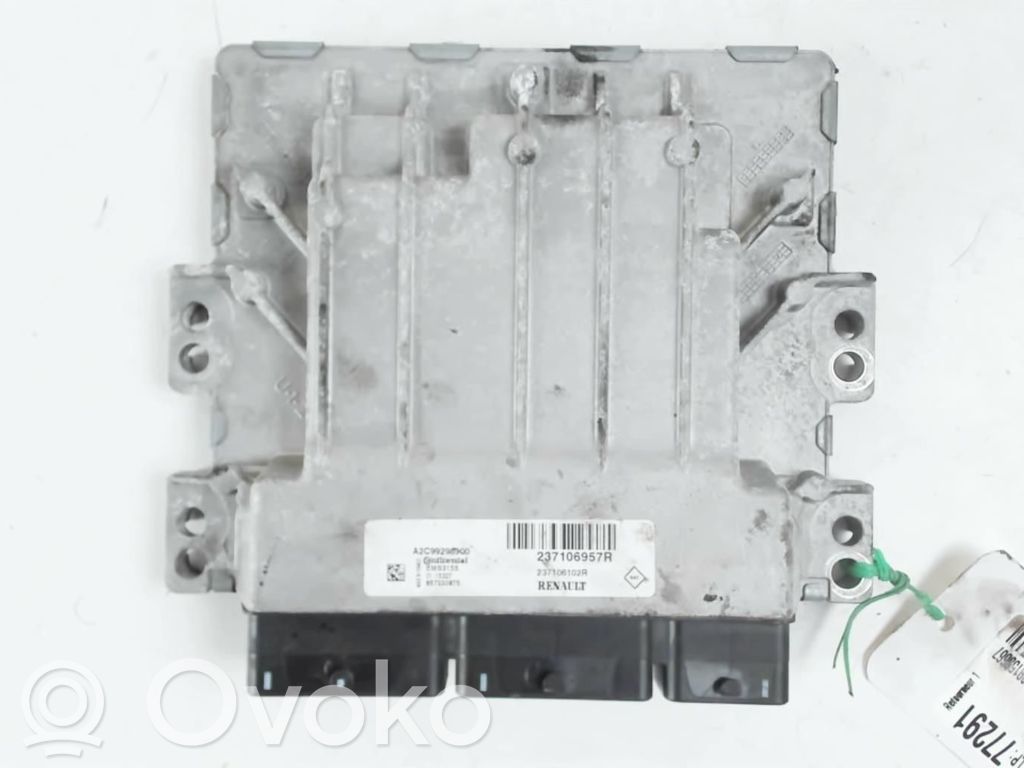 Renault Captur Engine control unit/module 