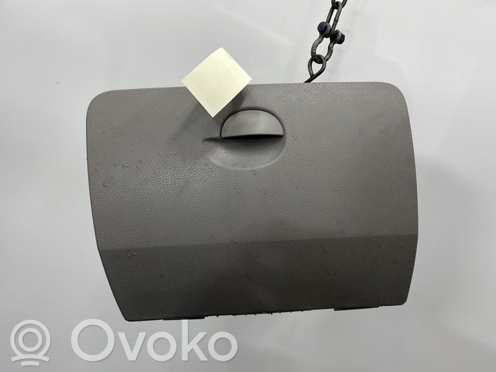 Glove box set   7701067708