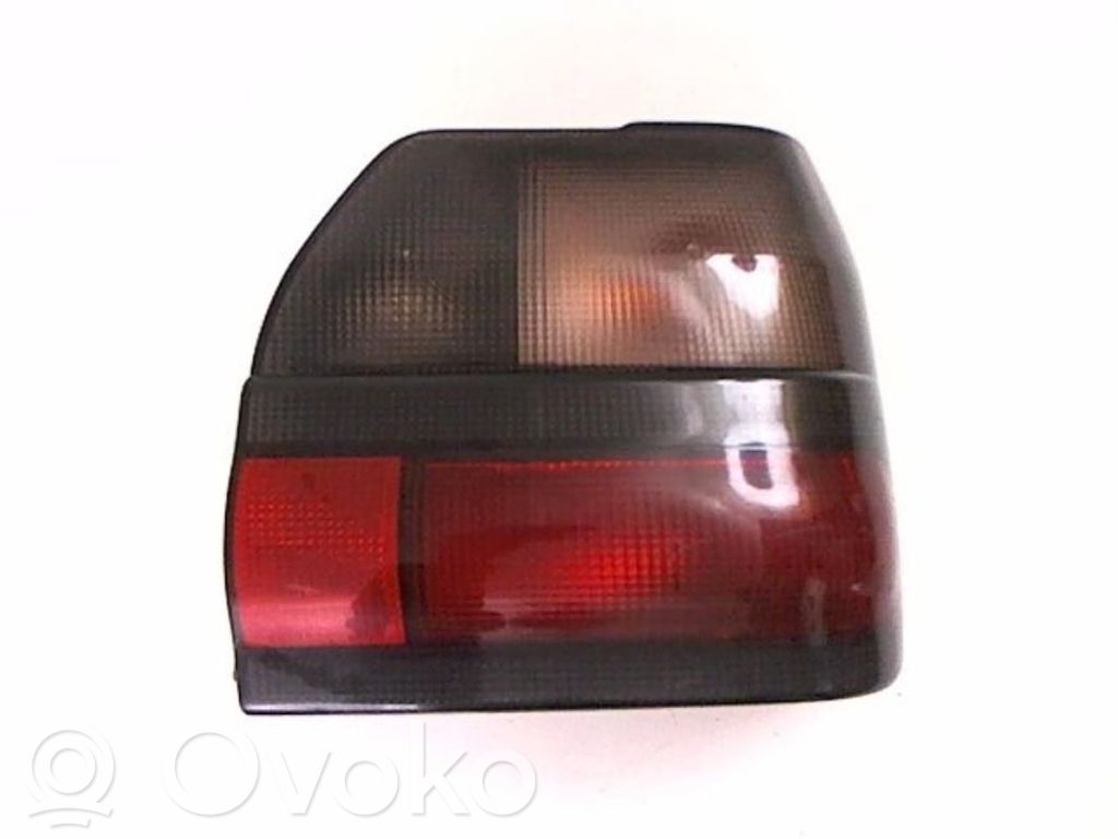 Renault 19 Lampă spate în caroserie 
