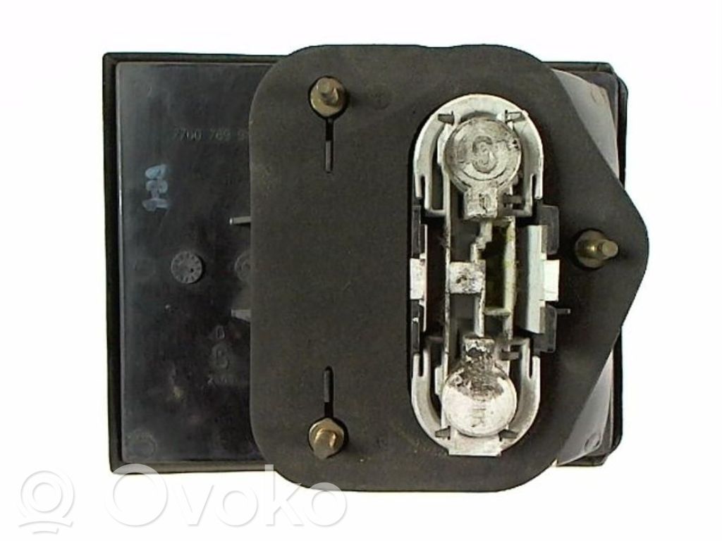 Renault 21 Tailgate rear/tail lights 