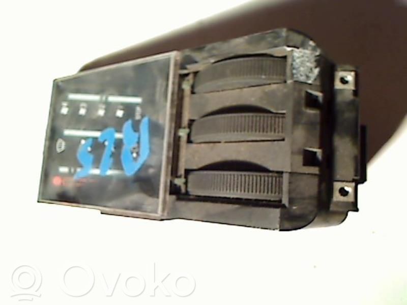Renault 25 Climate control unit 