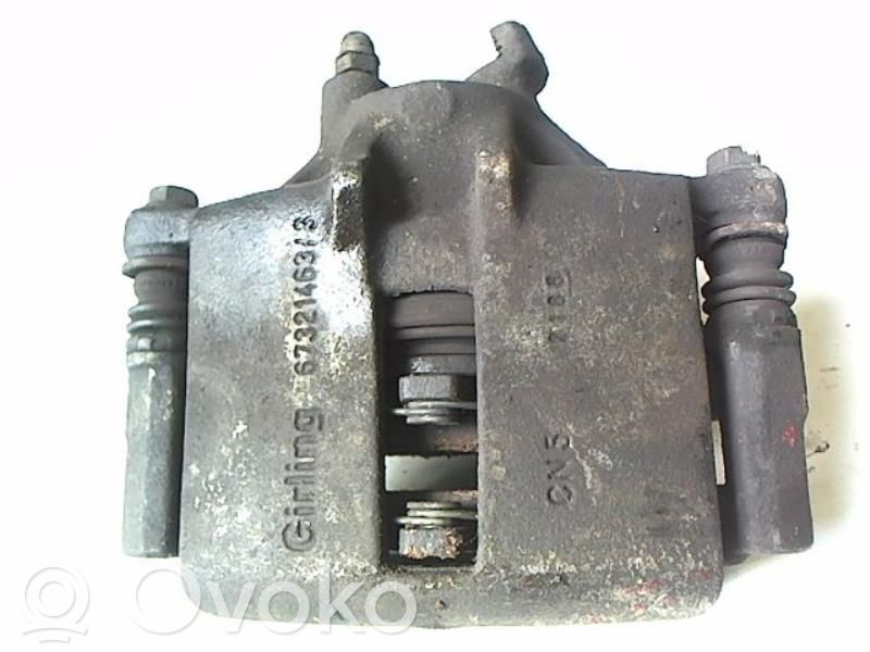 Rover 100 Etujarrusatula 