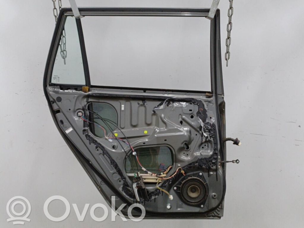 Toyota Corolla E120 E130 Puerta trasera 