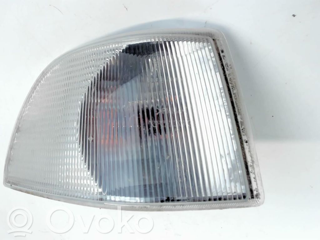 Volvo S70  V70  V70 XC Etupuskurin suuntavilkku 