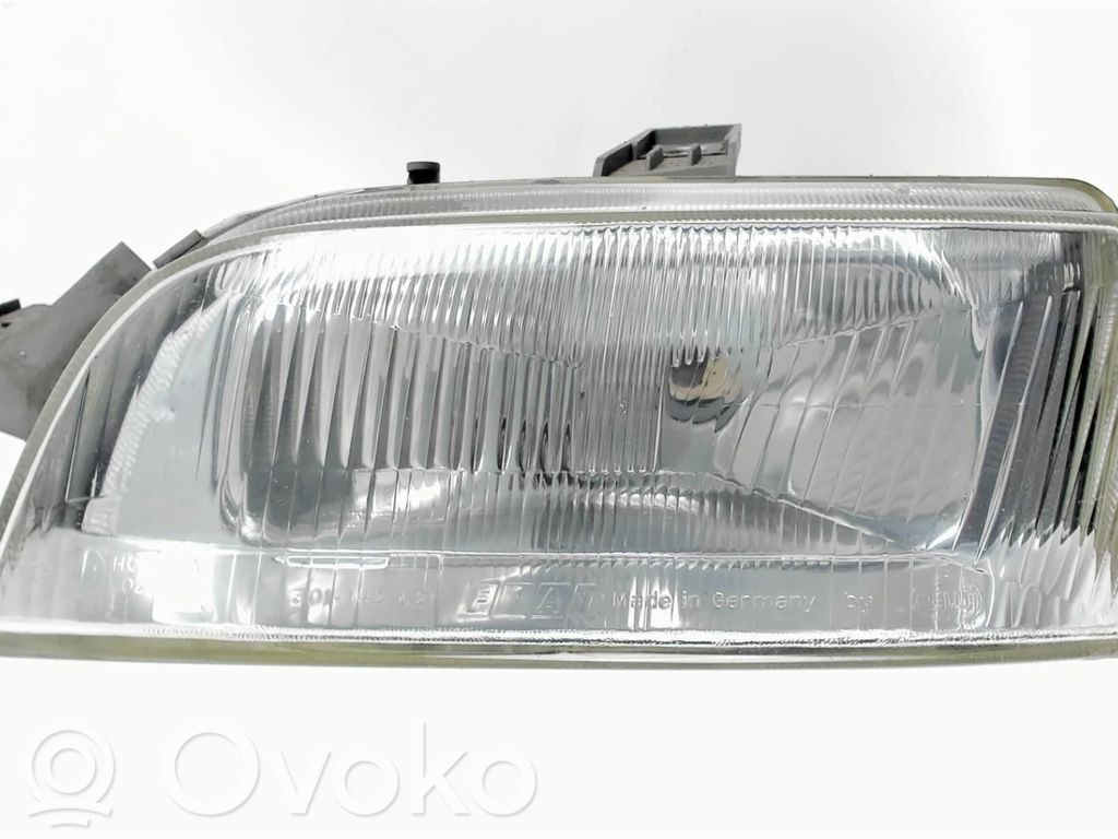 Fiat Punto (176) Lampa przednia 