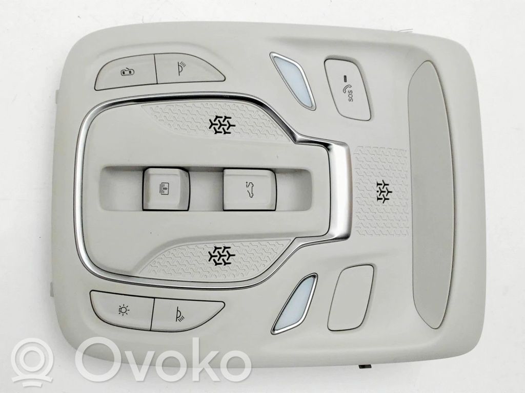 Etuistuimen valo