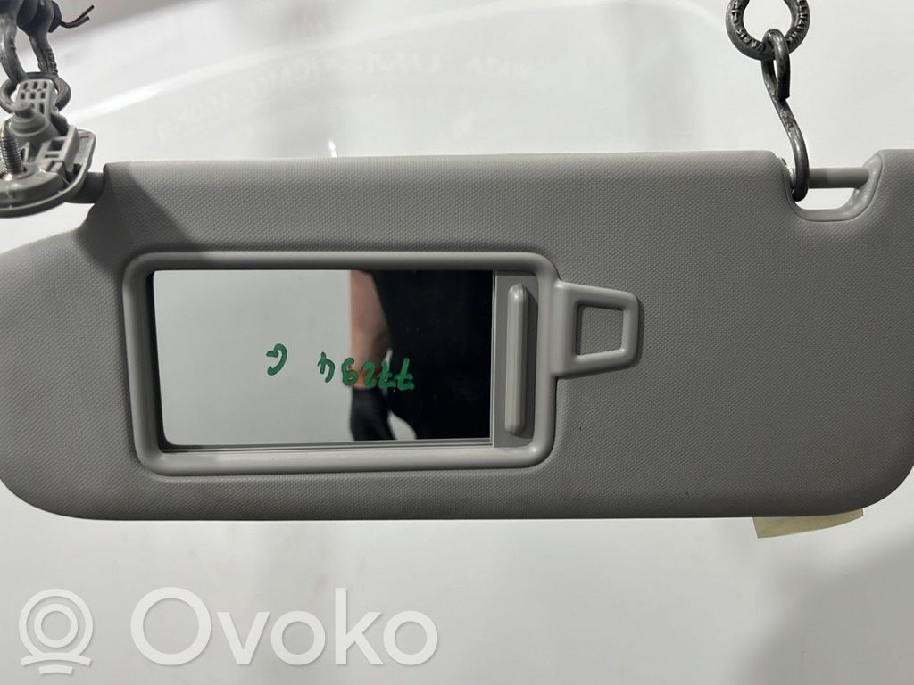 KIA Ceed Skydelis nuo saulės 