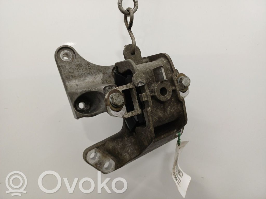 Peugeot 407 Gearbox mount 