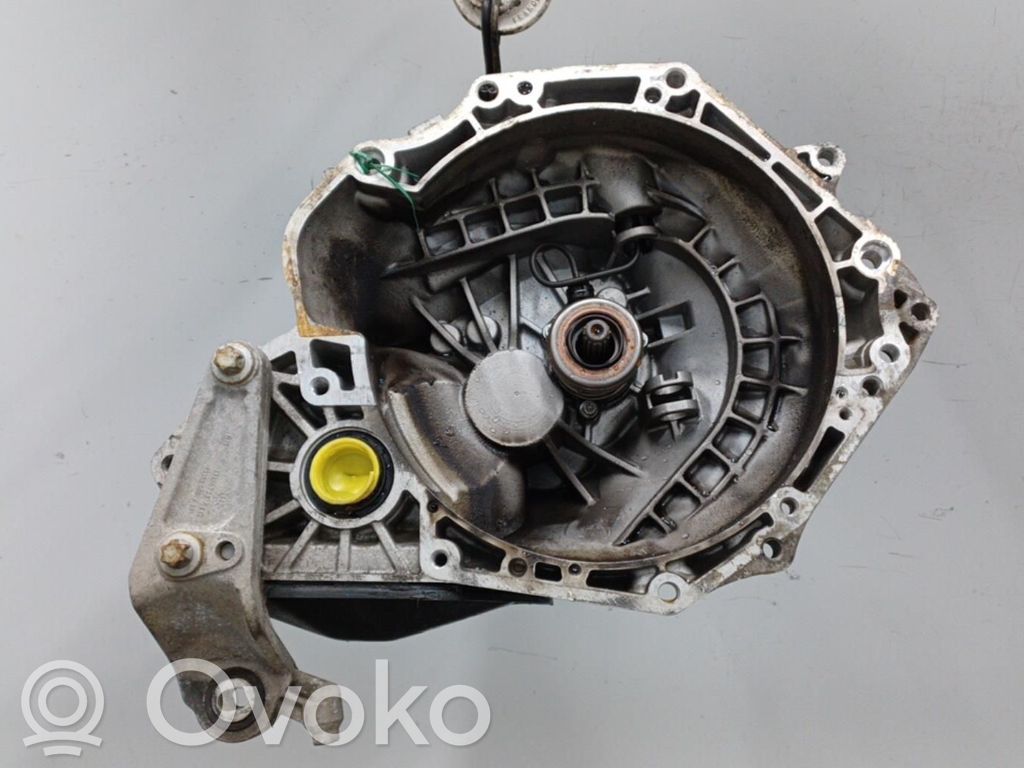 Opel Corsa D Scatola del cambio manuale a 5 velocità 