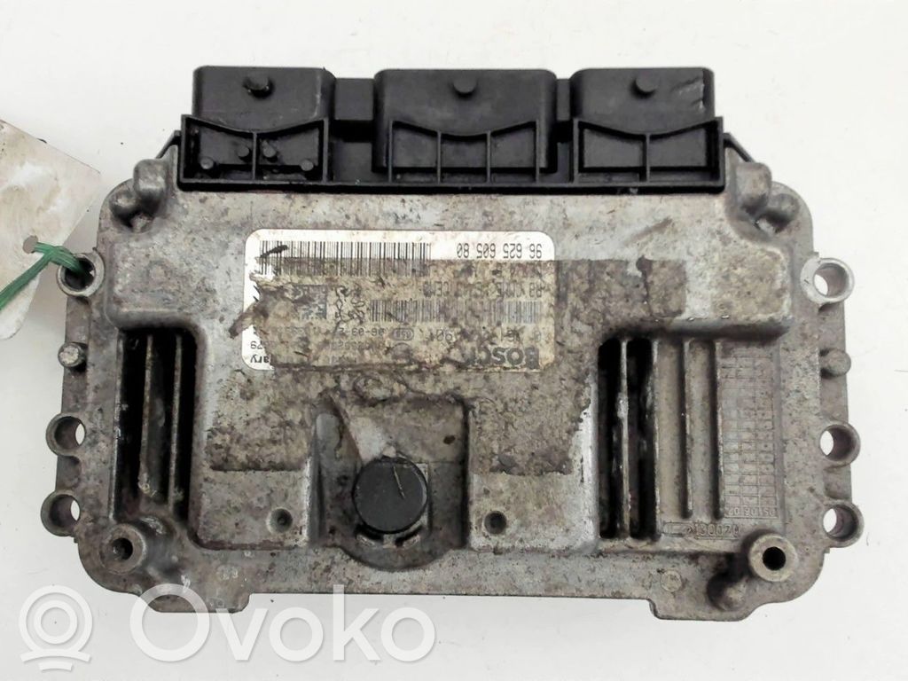 Peugeot 206 CC Engine control unit/module 