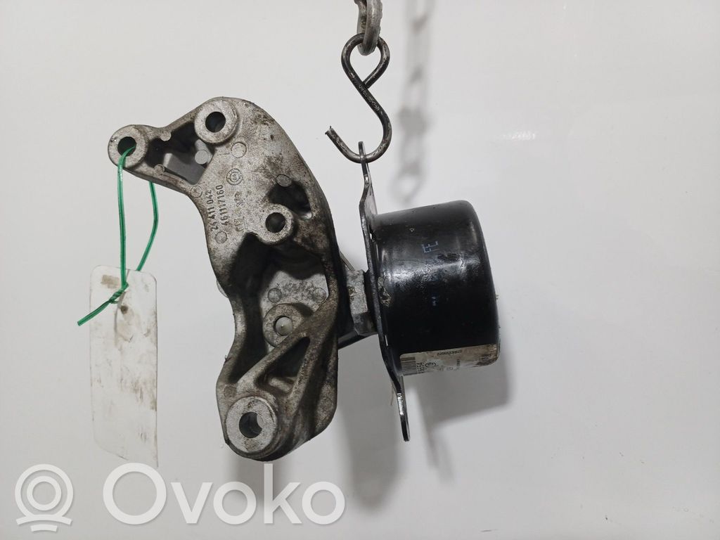 Gearbox mount   9227882