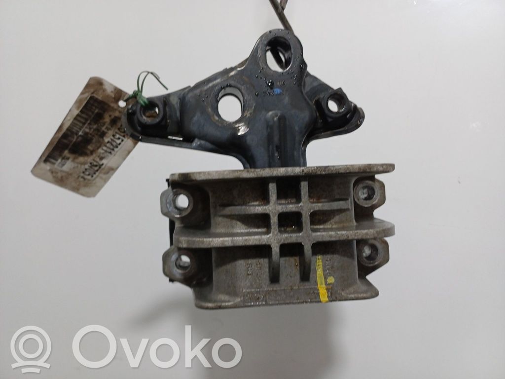 Gearbox mount   2015369