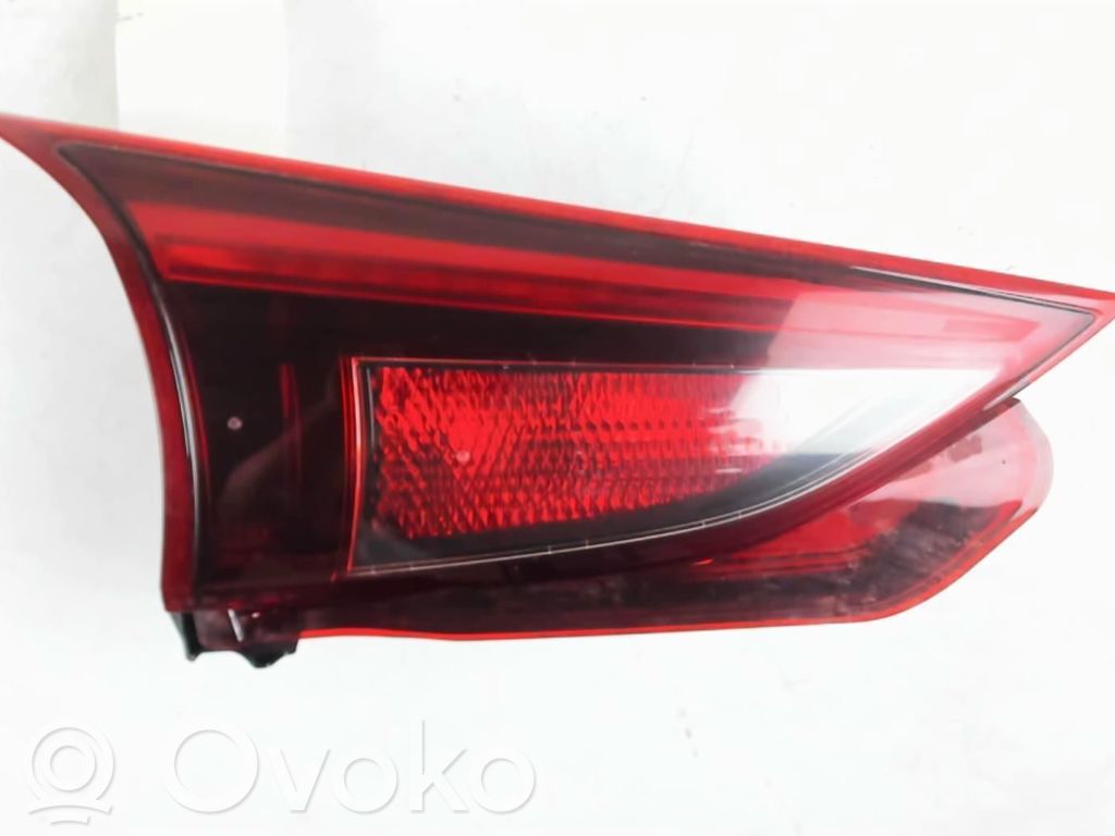 Mazda 3 II Takaluukun takavalot 