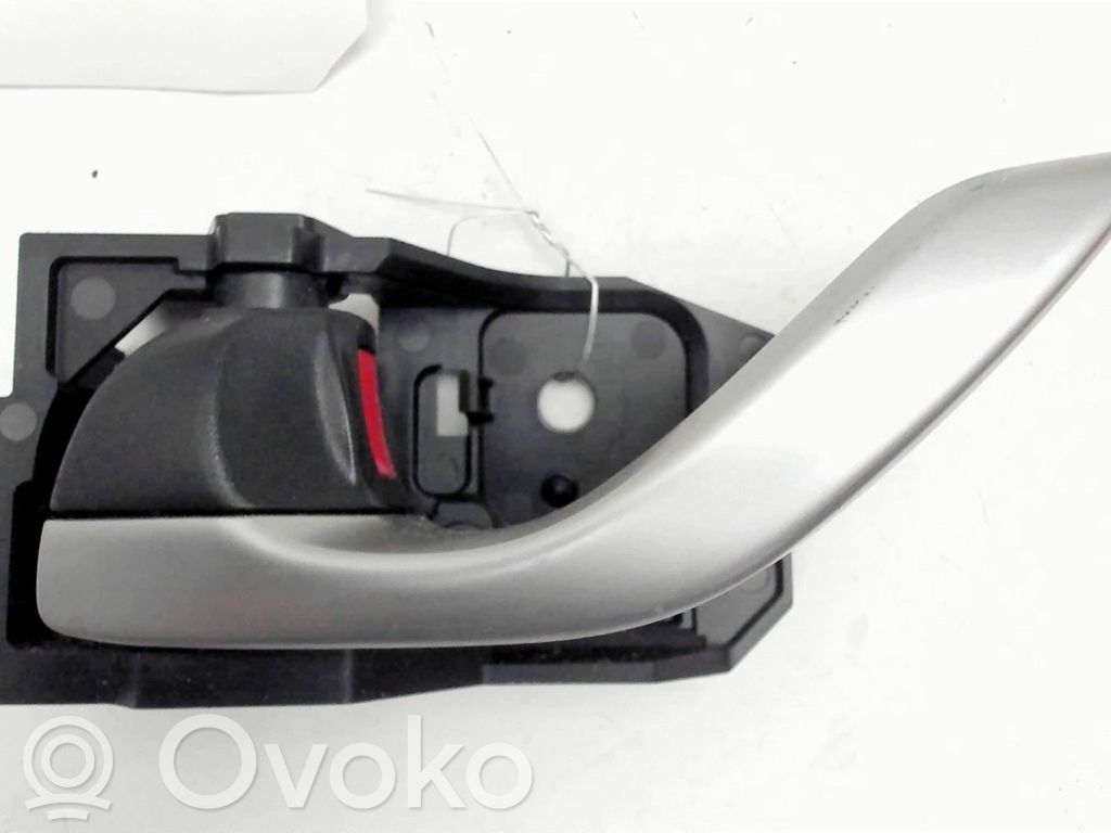Mazda 3 II Front door interior handle 