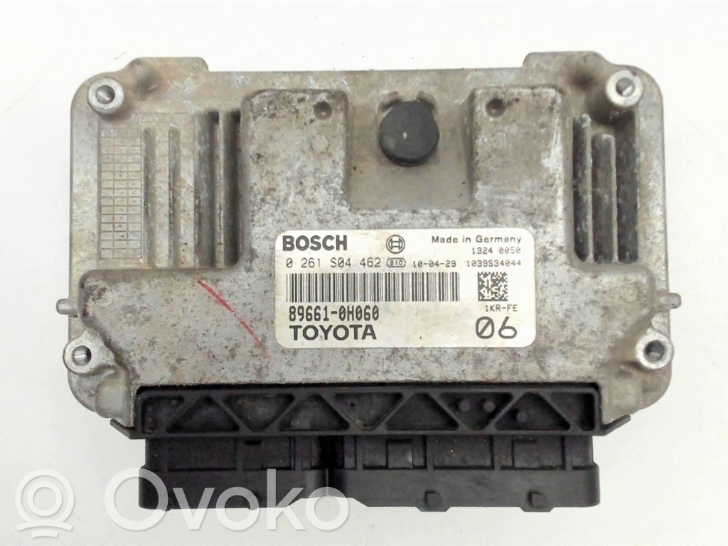 Peugeot 107 Engine control unit/module 