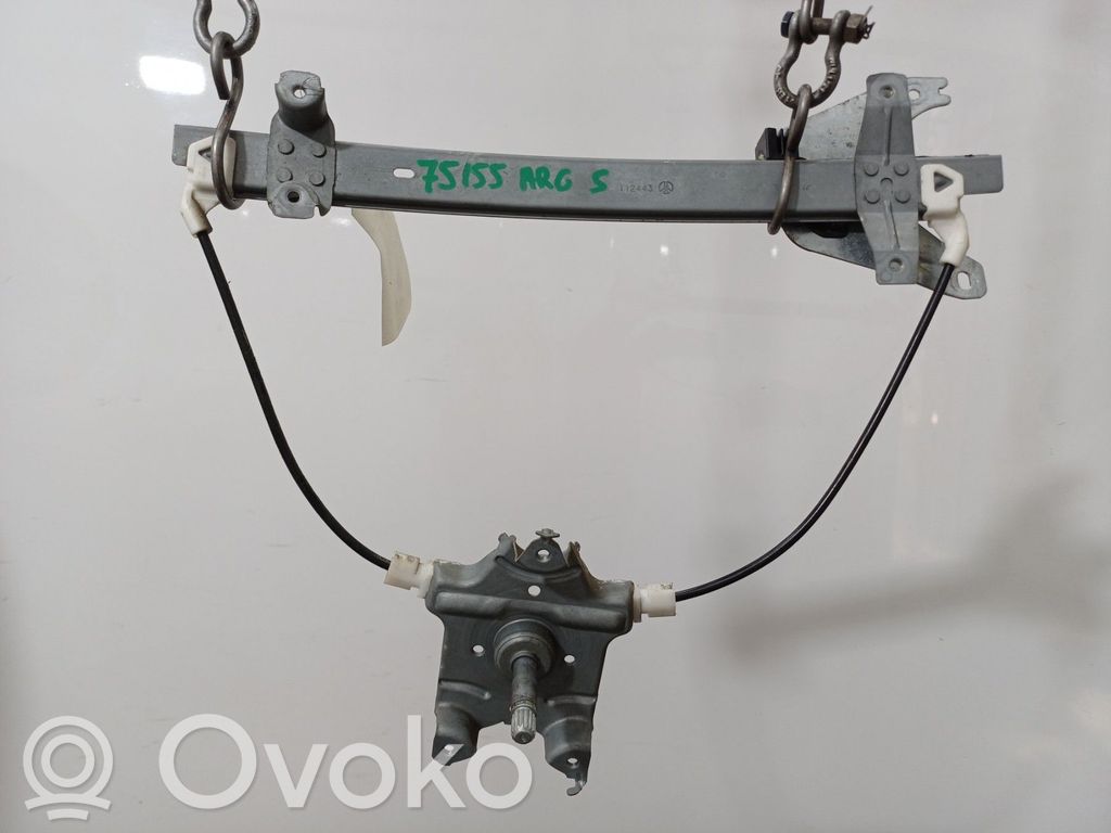 Nissan Primera Mechaninis galinio lango pakėlimo mechanizmas 