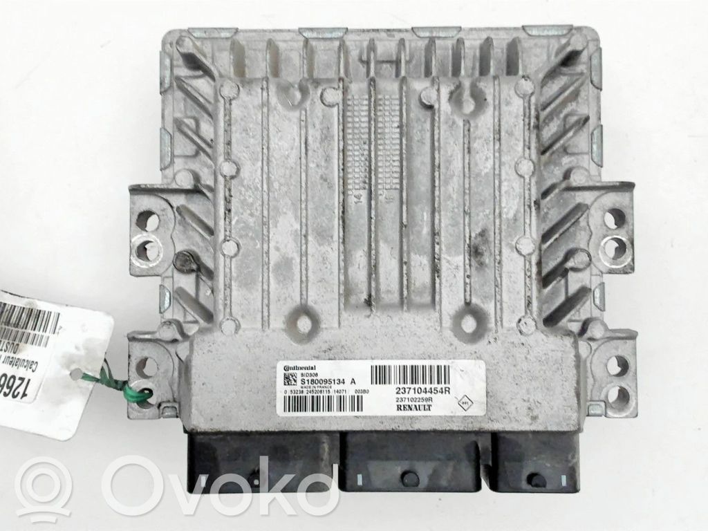 Unidad de control/módulo del motor   237106972R,237104454R