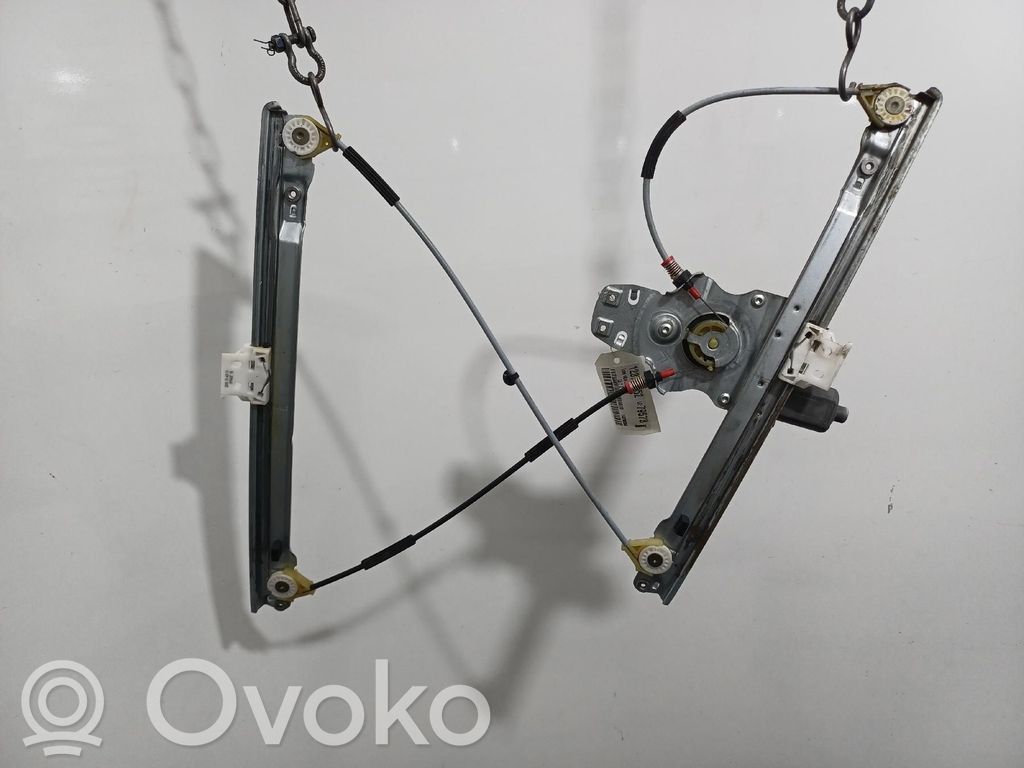 Citroen C5 Macara ușă față cu motor