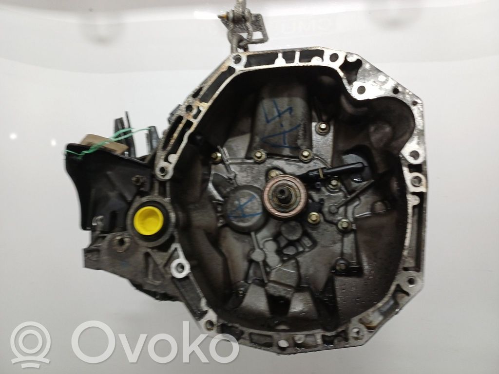 Nissan Note (E11) 5 Gang Schaltgetriebe 