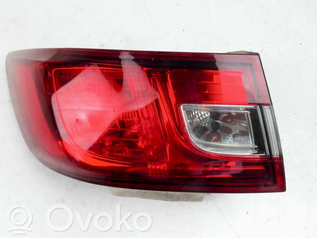 Renault Clio IV Luci posteriori 
