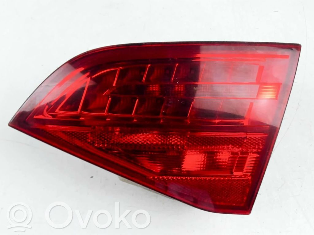 Audi A4 S4 B8 8K Lampy tylnej klapy bagażnika
