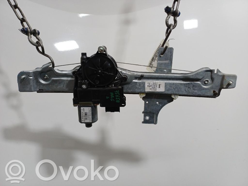 Peugeot 208 I Elektryczny podnośnik szyby drzwi tylnych 