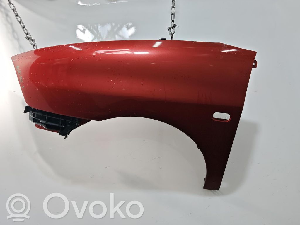 Seat Ibiza III (6L) Sparnas