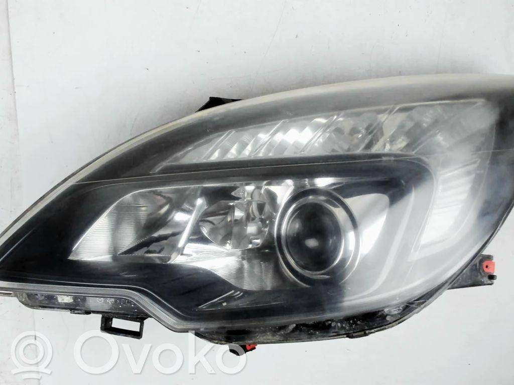Opel Meriva B Phare frontale 