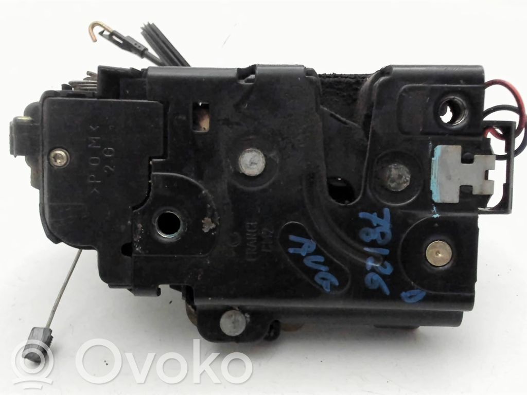 Volkswagen Golf IV Priekinė durų spyna 