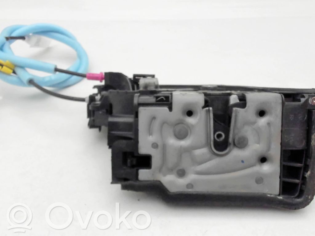 Mini Cooper Countryman F60 Takaoven lukko