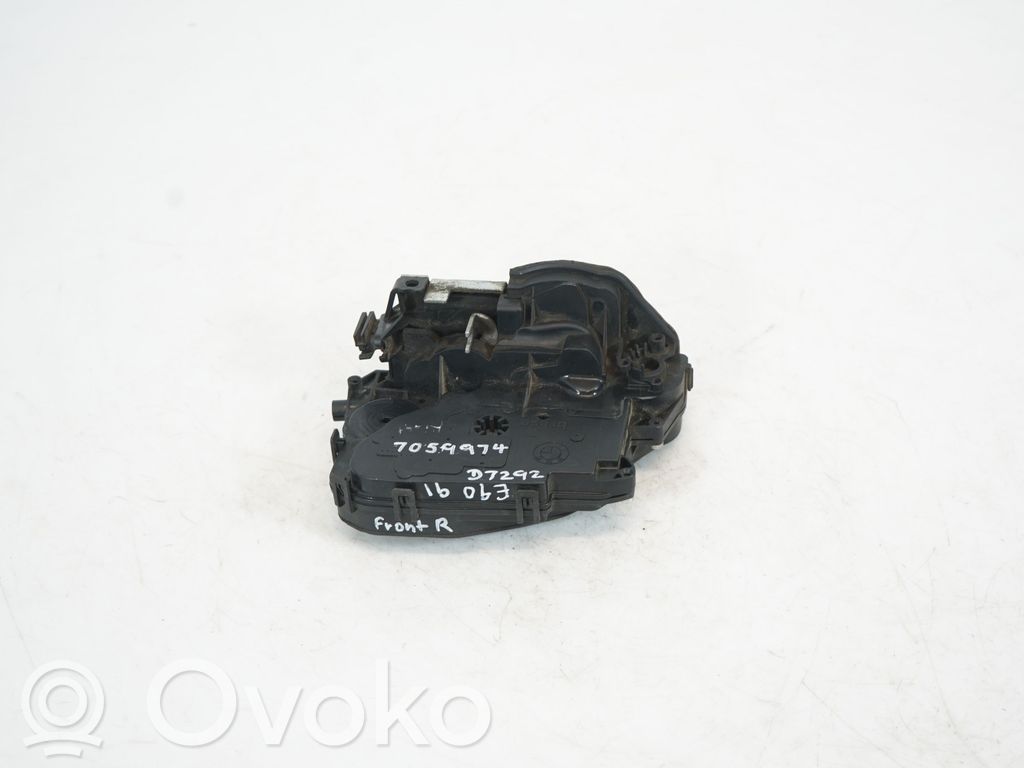 51217202146 BMW 3 E90 E91 Serrure de porte avant, 53,69