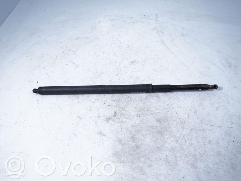 BMW 5 E60 E61 Tailgate/trunk strut/damper 