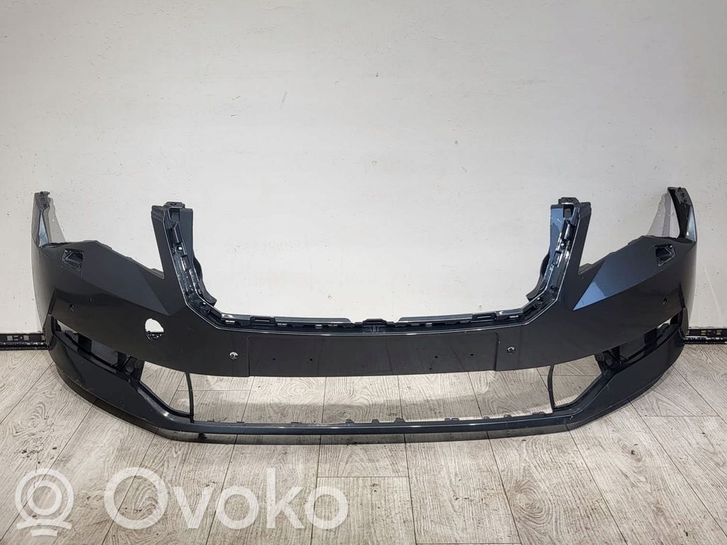 Skoda Superb B8 (3V) Front bumper 
