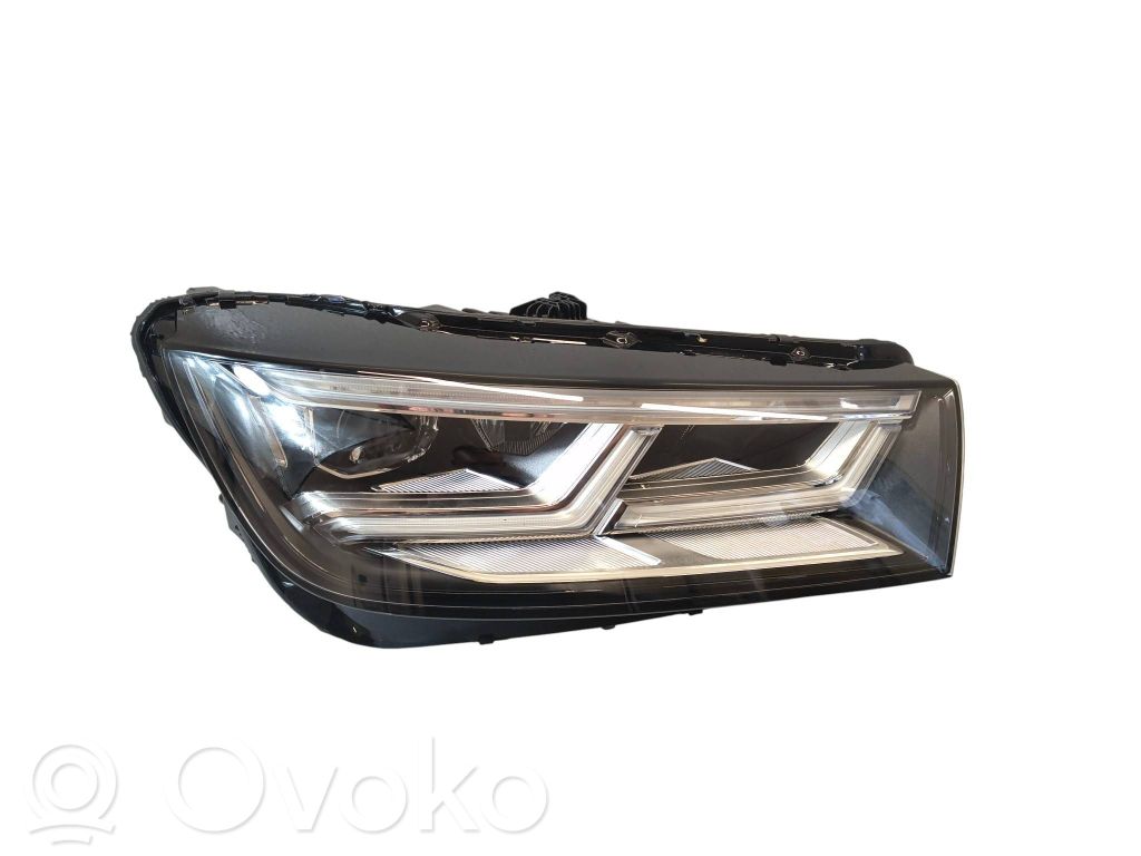 Audi Q5 SQ5 FY Lampa przednia 