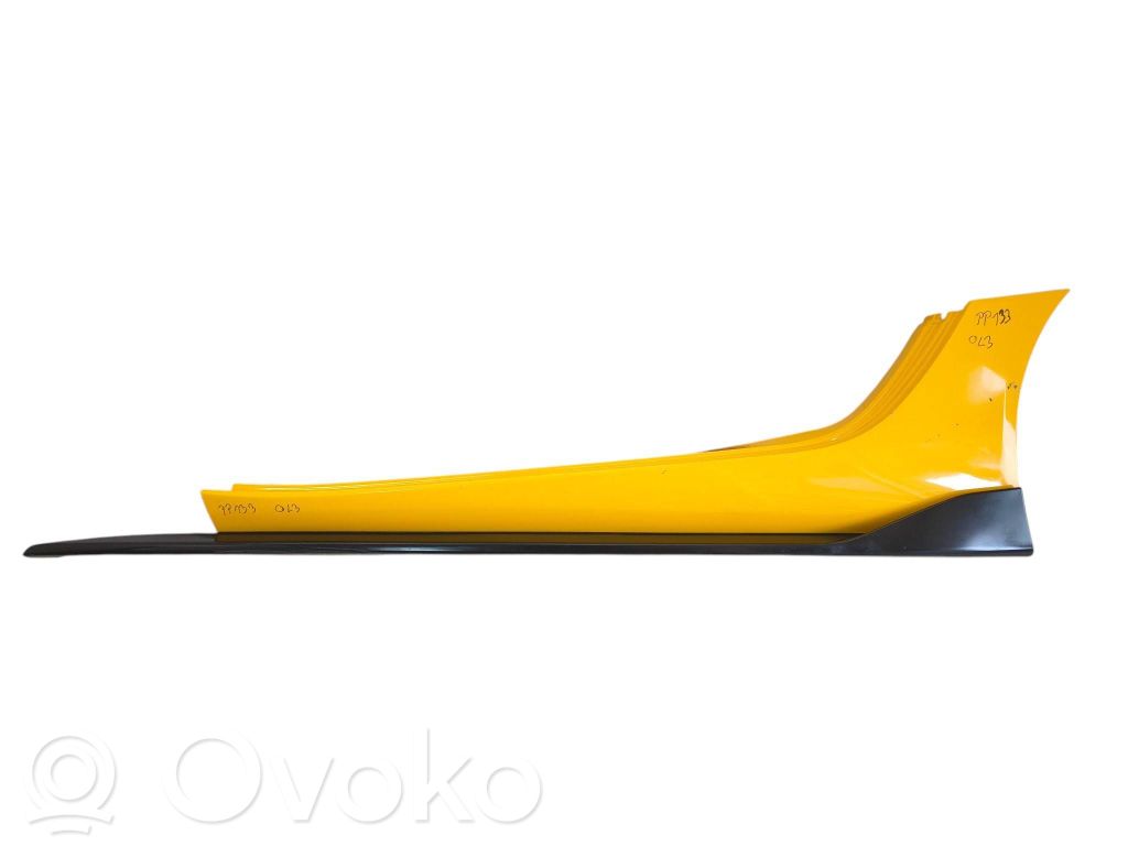 Toyota Supra A90 Sottoporta 
