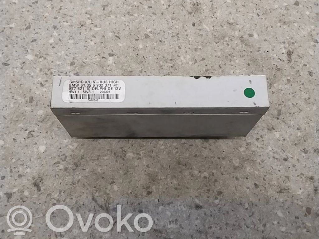 BMW 3 E46 Komforto modulis 