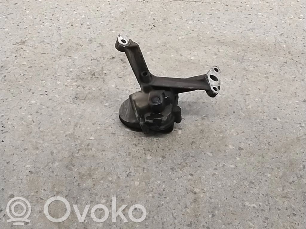 BMW 5 E34 Eļļas sūknis 