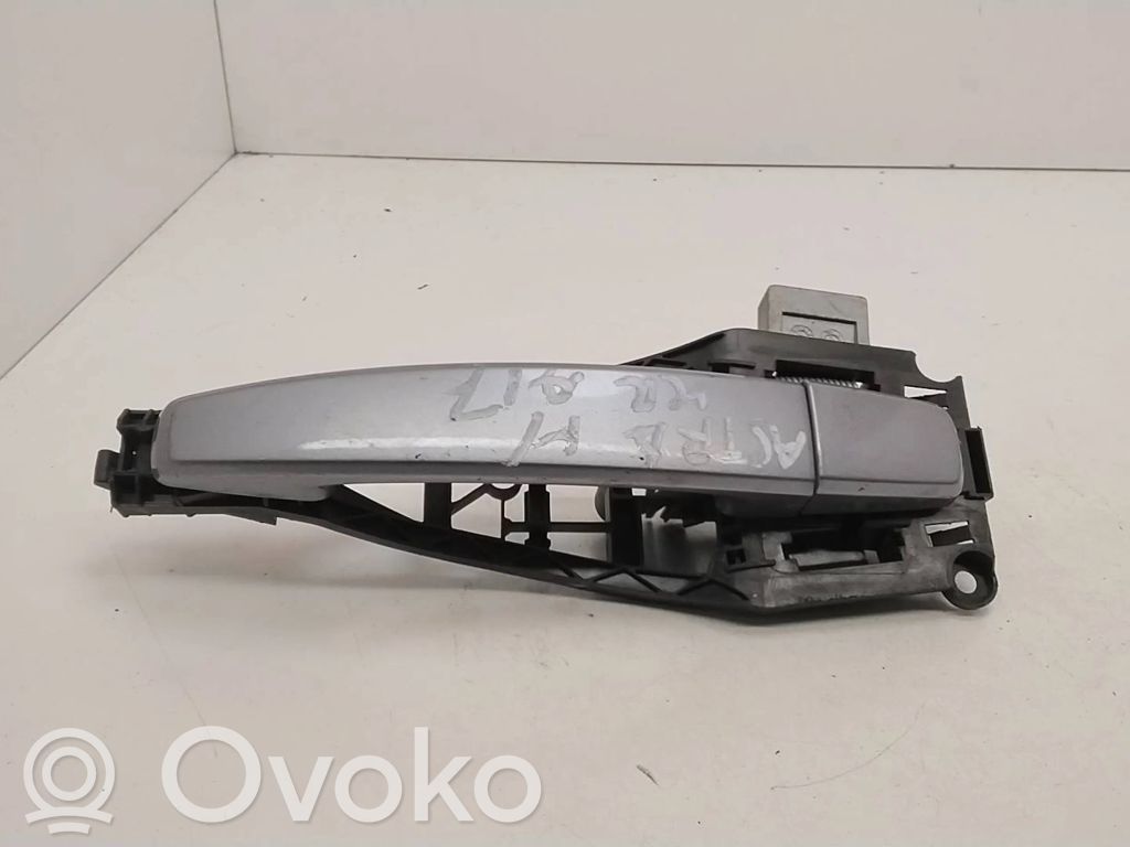 Opel Astra H Klamka zewnętrzna drzwi tylnych 