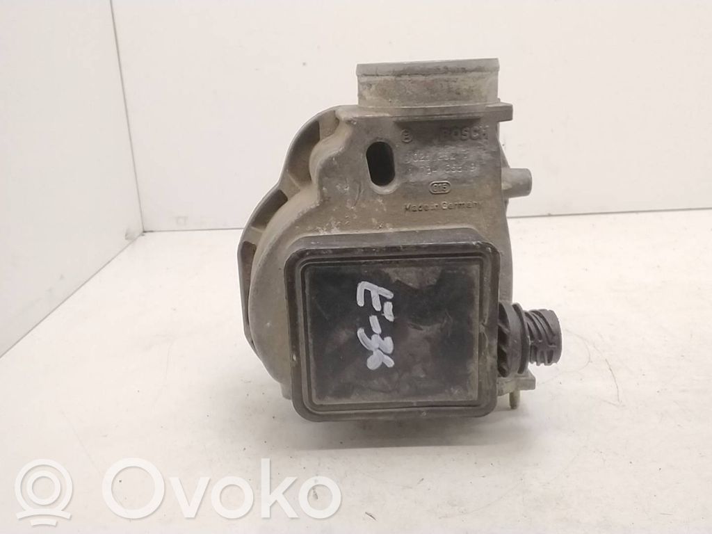 BMW 3 E36 Mass air flow meter 