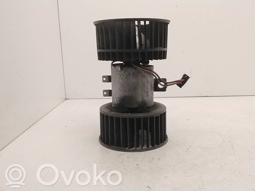 BMW 5 E34 Mazā radiatora ventilators 