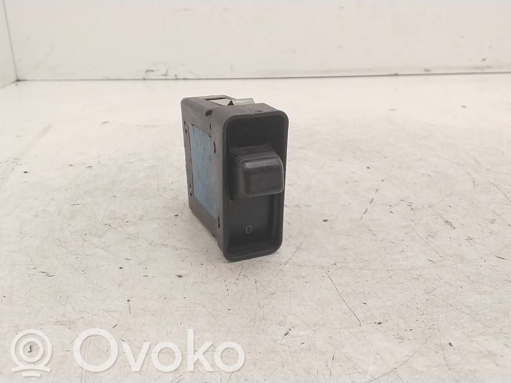 Valokatkaisija   38813705,61311384005