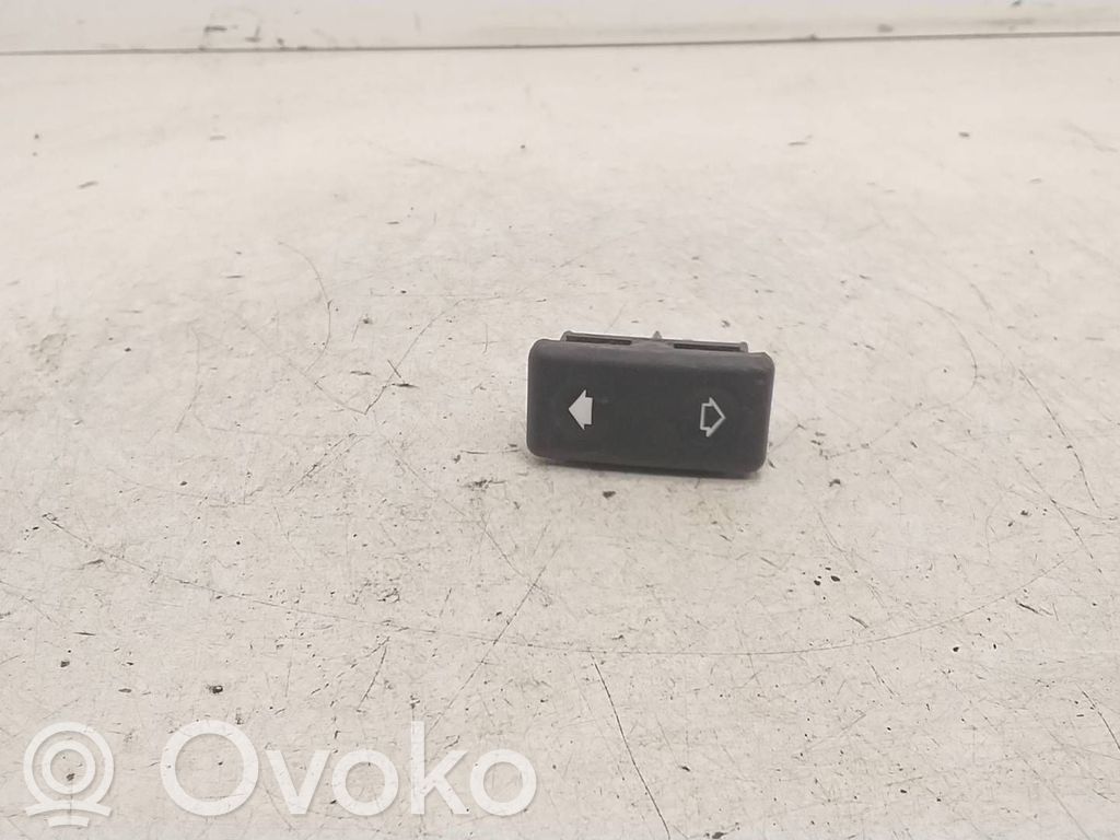 BMW 5 E34 Electric window control switch 