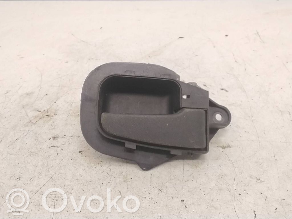 Manecilla interna puerta delantera   51211960808