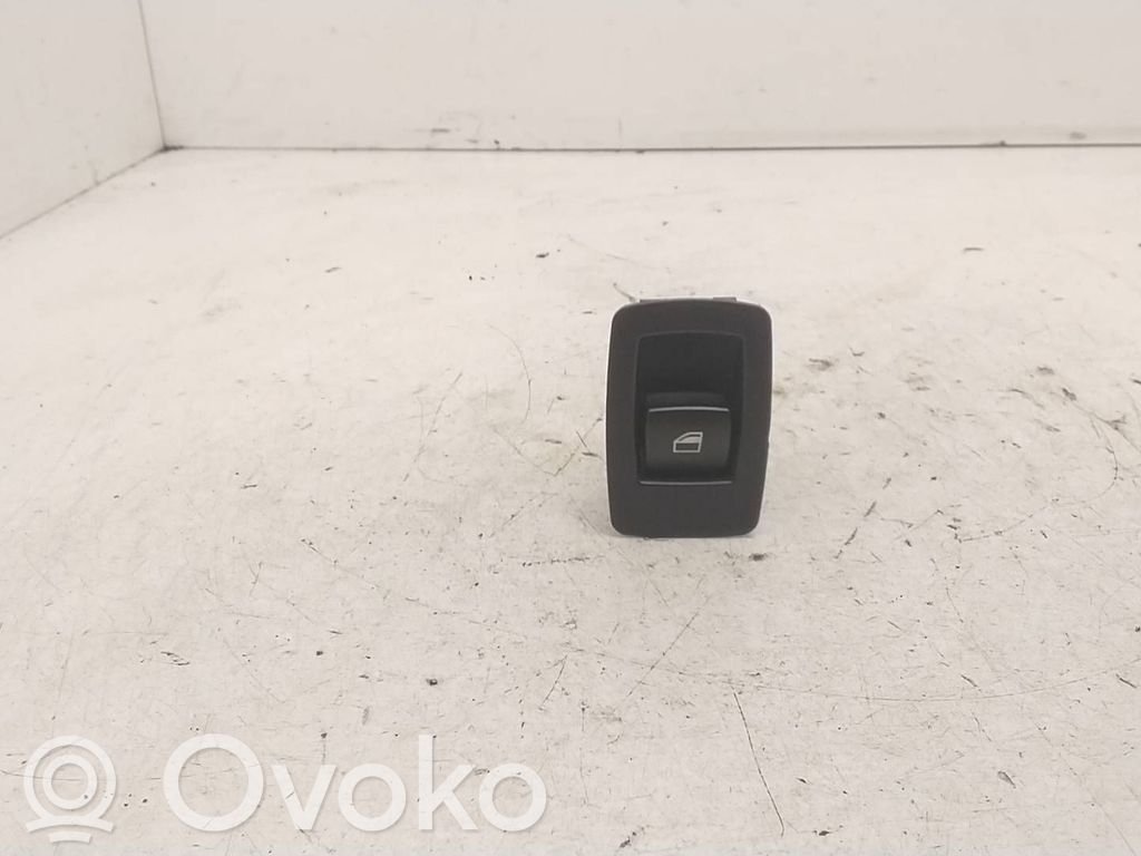 Electric window control switch   15939900,15979800,6945874