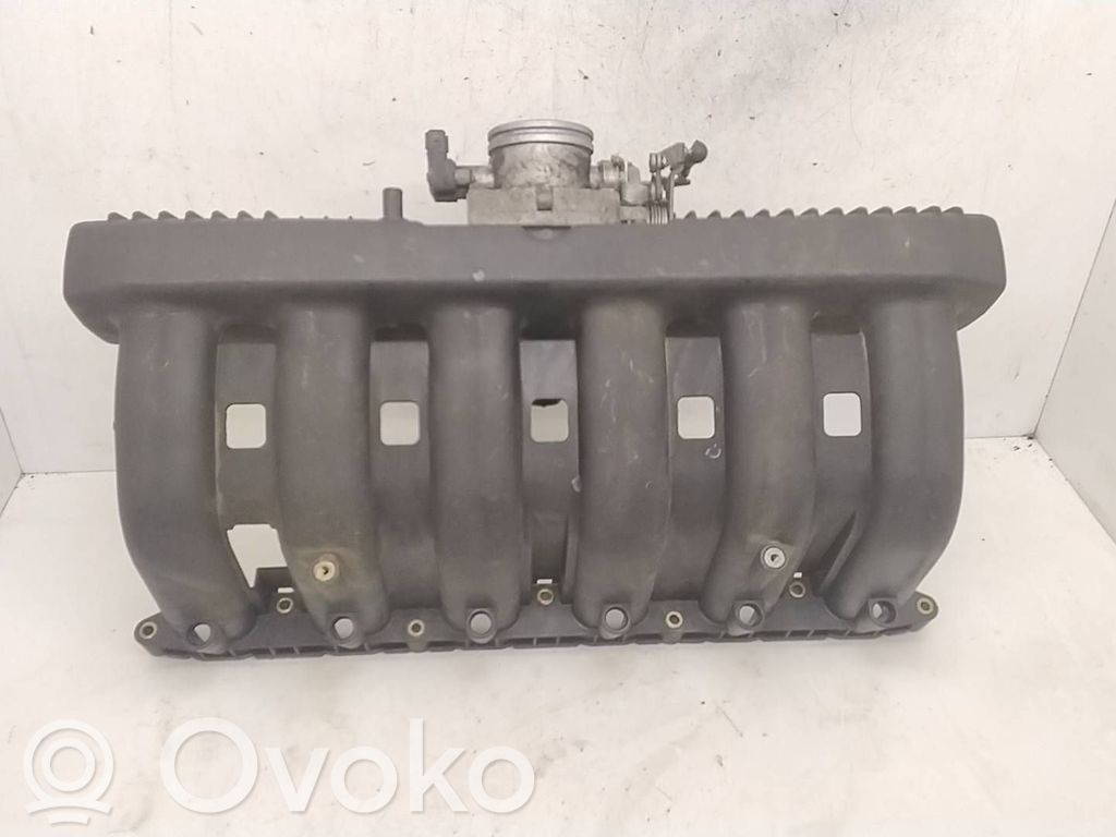 BMW 5 E39 Intake manifold 