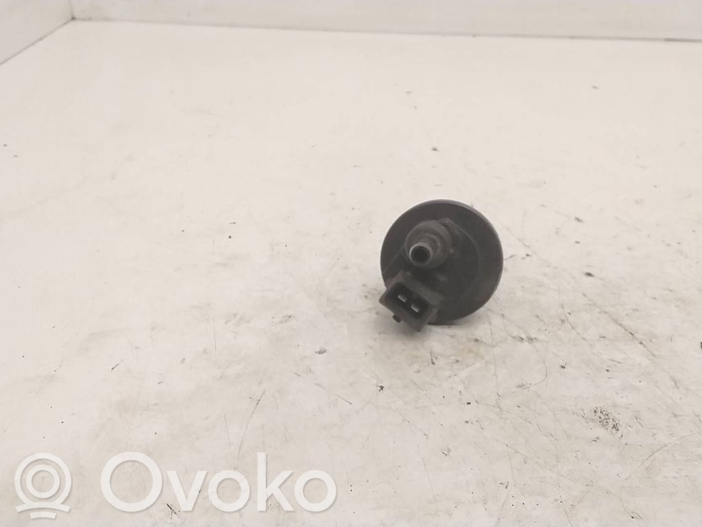 BMW 3 E46 Degalų bako vožtuvas 