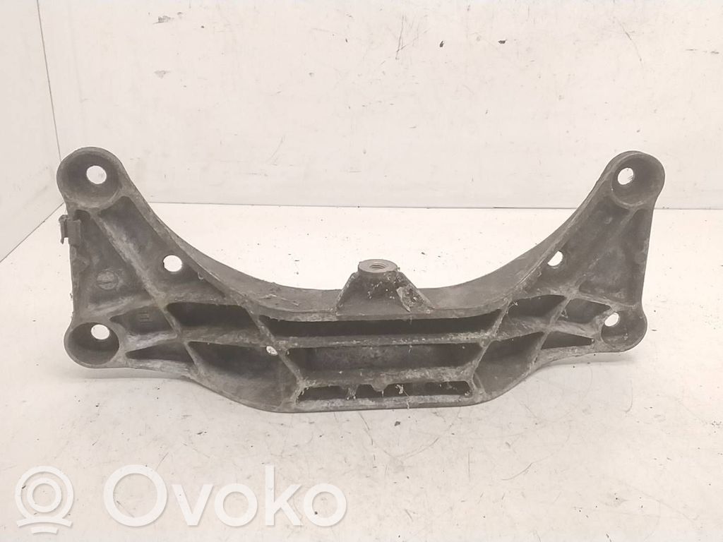 BMW 7 E38 Gearbox mounting bracket 