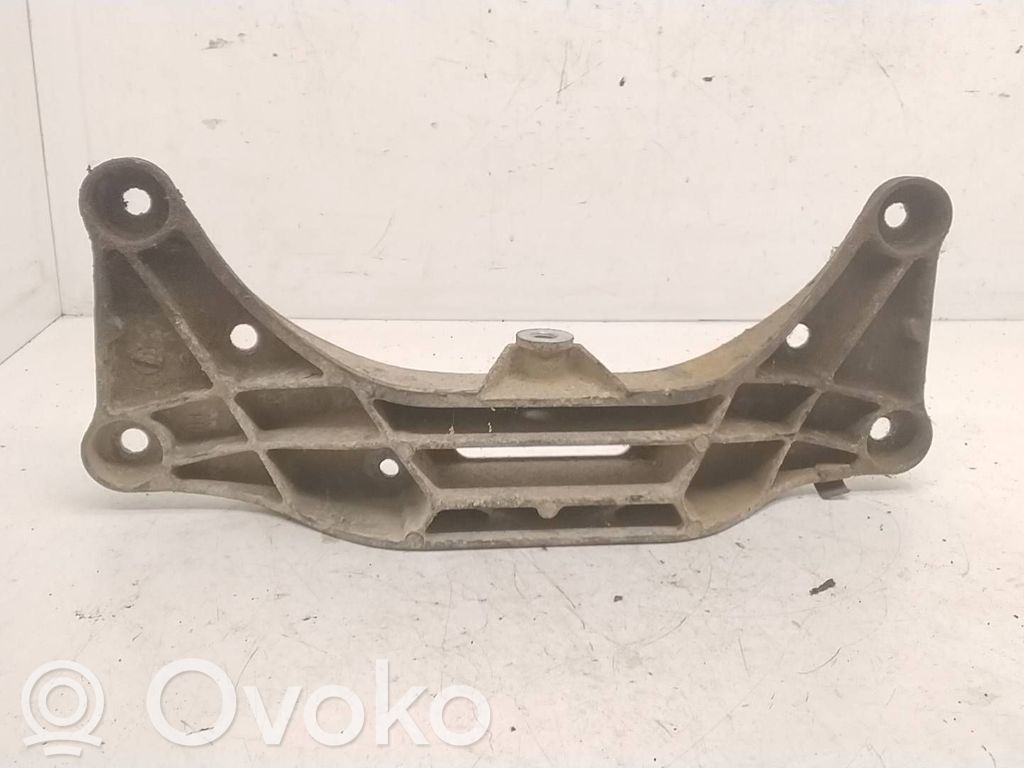 BMW 7 E38 Gearbox mounting bracket 