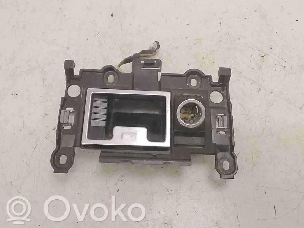 Ashtray (front)   314250100,7034087,PA6GX30